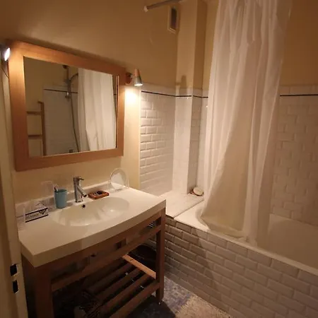 Parisian Flat Near Champs Elysees Appartement Parijs