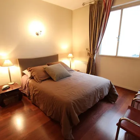 Appartement Parisian Flat Near Champs Elysees Parijs